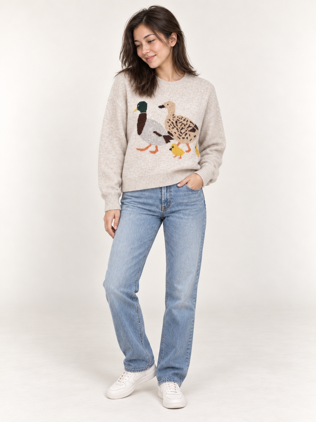 Duck Family Sweater Taupe – full-body view on model