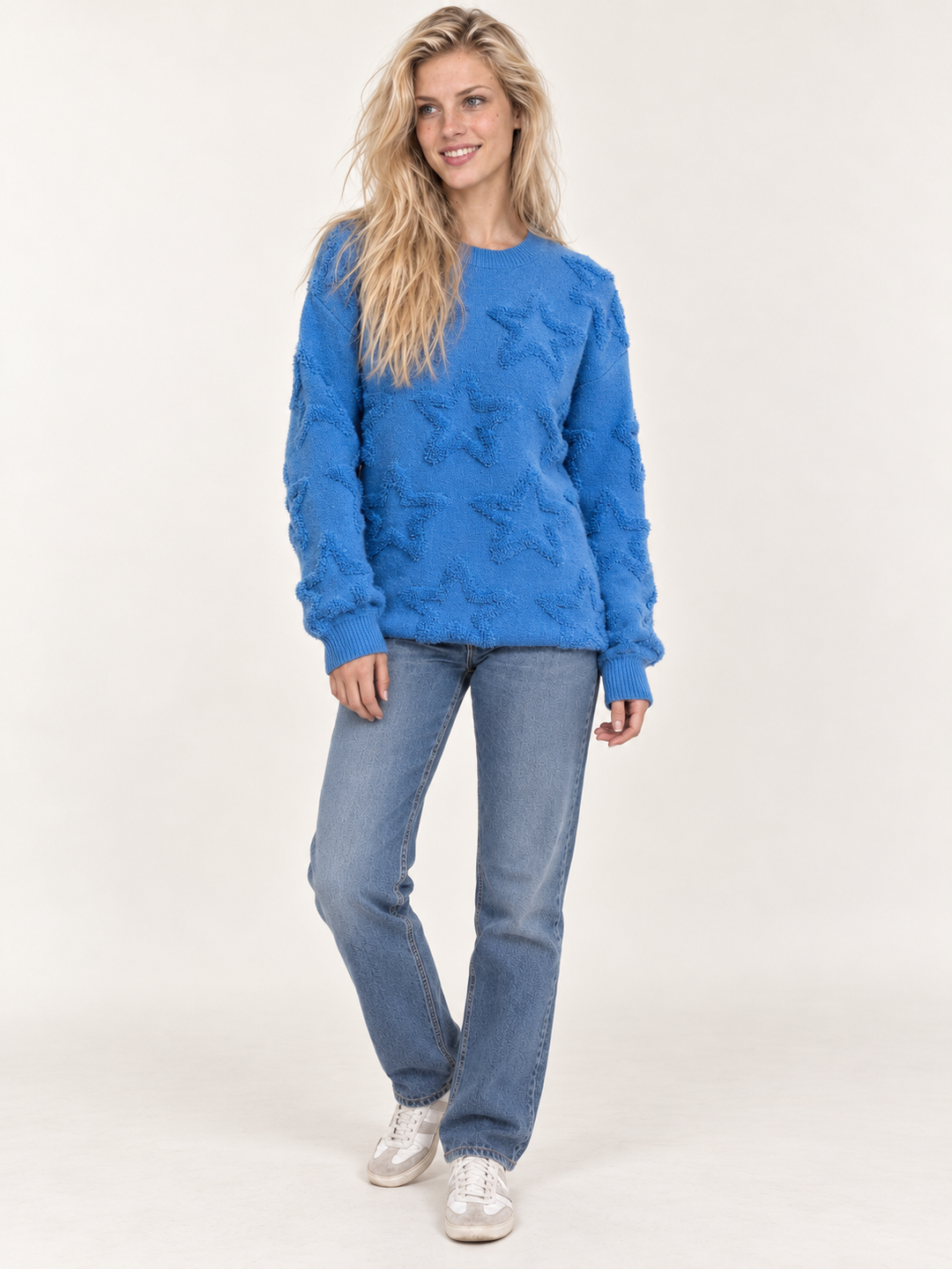 Fuzzy Star Sweater Blue – full-body front view on model