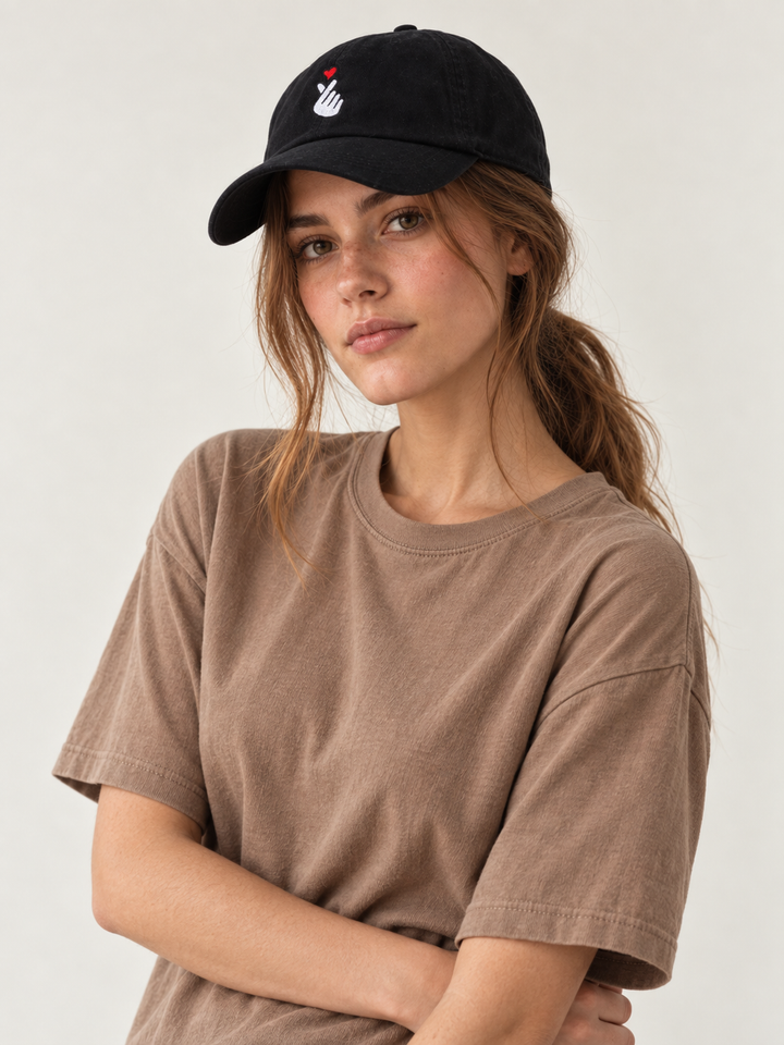 Model wearing K-Heart Hat Black