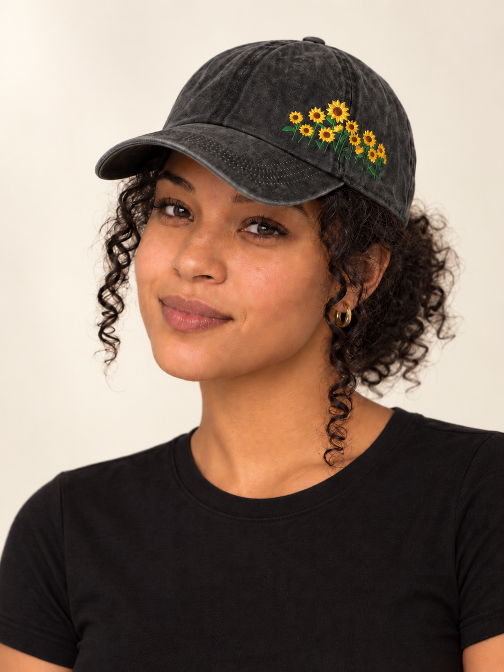 Model wearing Sunflower Hat Black