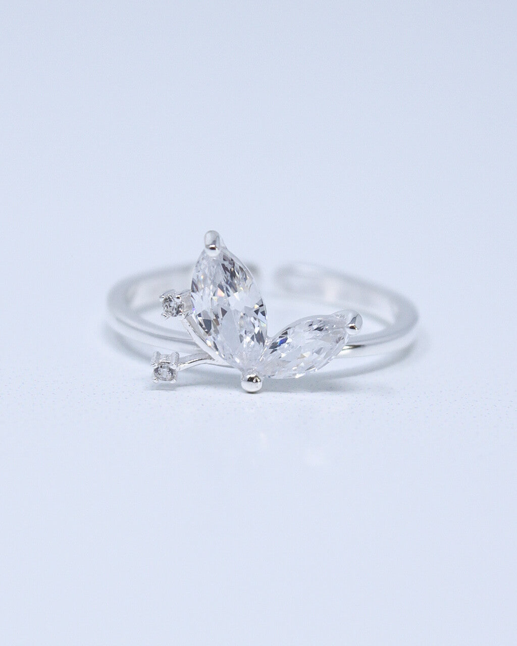 Dazzling Butterfly Ring